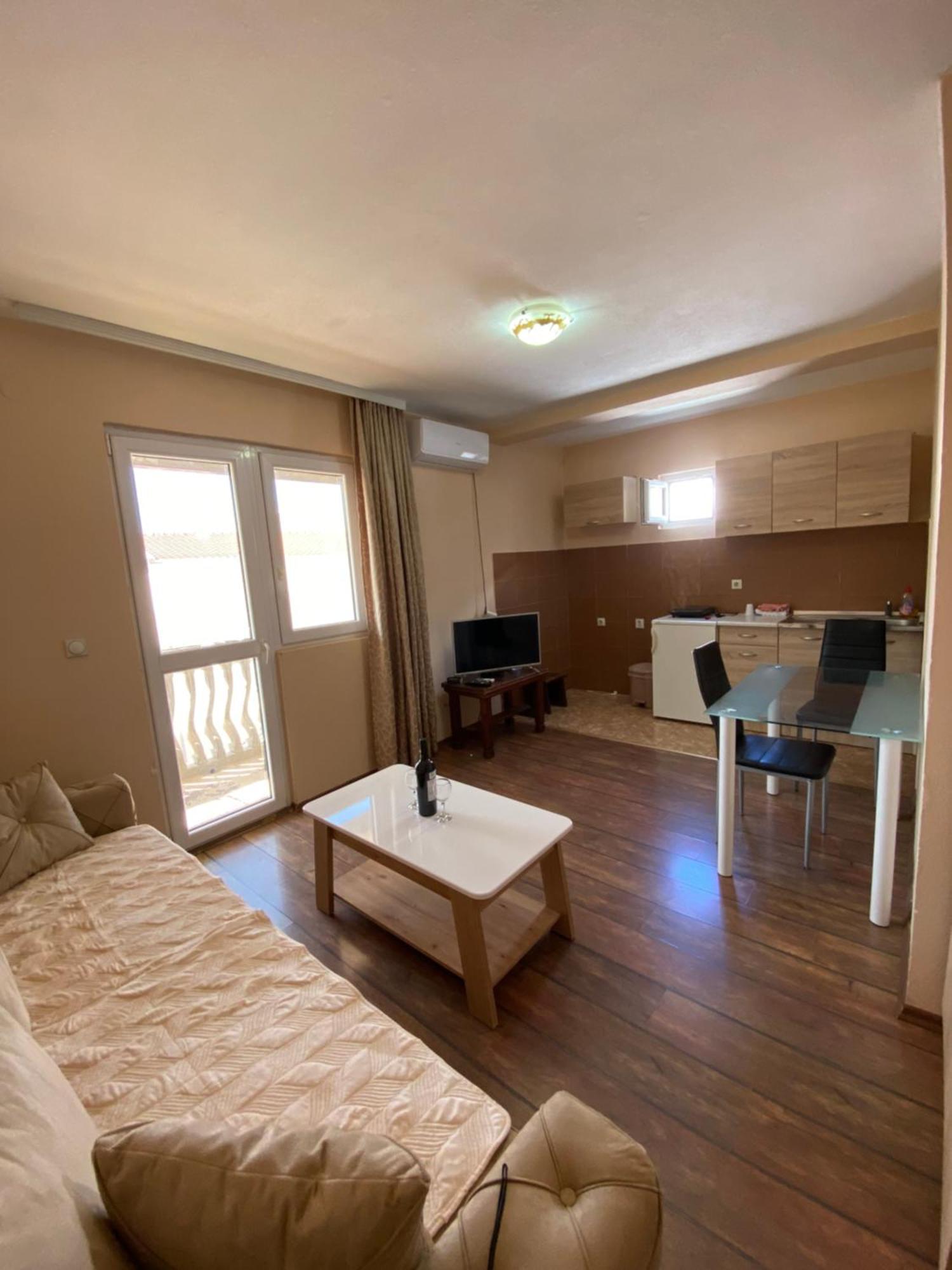 Apartments And Rooms Grande Casa Bar Εξωτερικό φωτογραφία